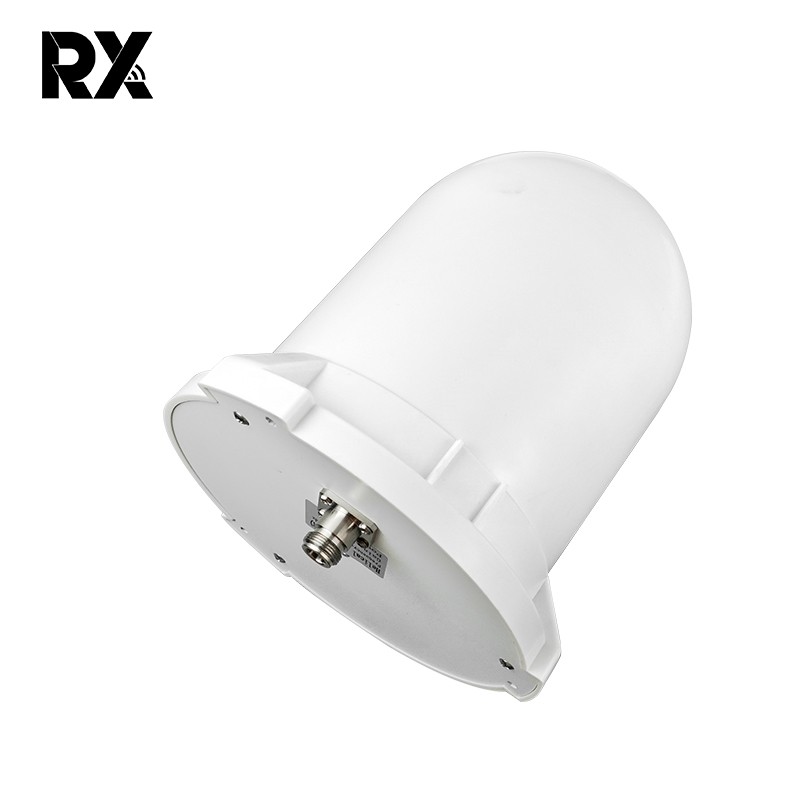 Apvali poliarizacijos daugiakryptė antena